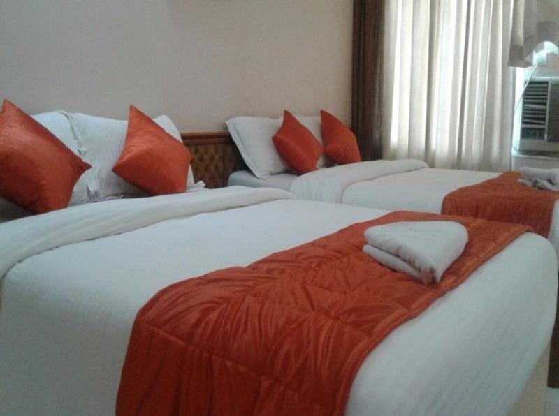 Hotel Ashwin Мумбай Екстериор снимка