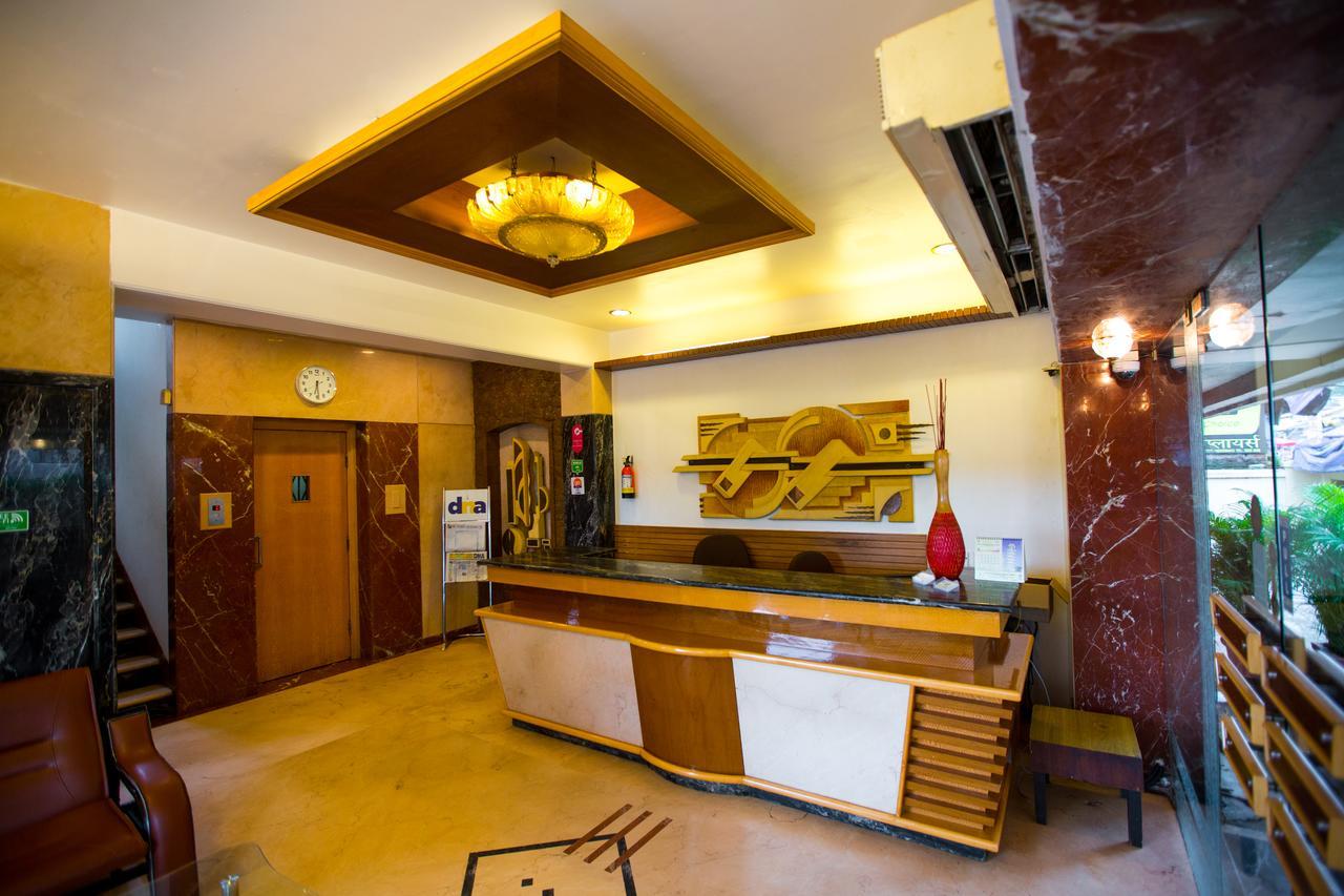 Hotel Ashwin Мумбай Екстериор снимка