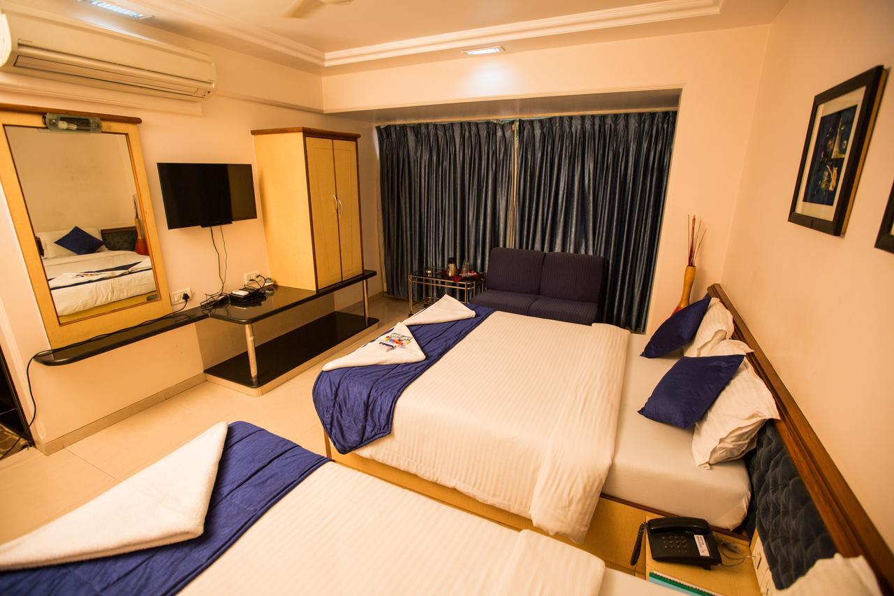 Hotel Ashwin Мумбай Екстериор снимка